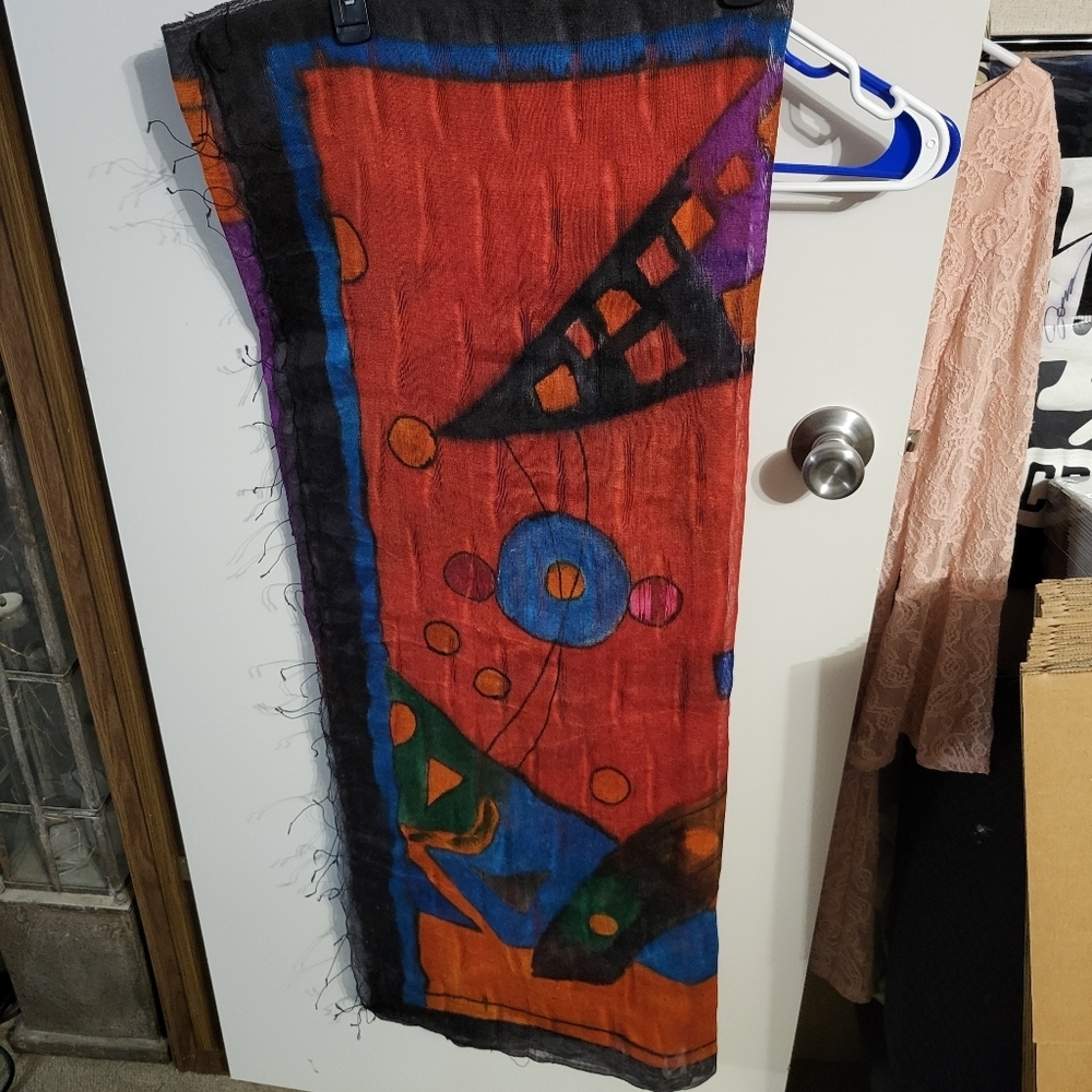 VINTAGE DILEMMA HAND PAINTED WATERCOLOR SILK SCARF/SHAWL/WRAP - Picture 3 of 3